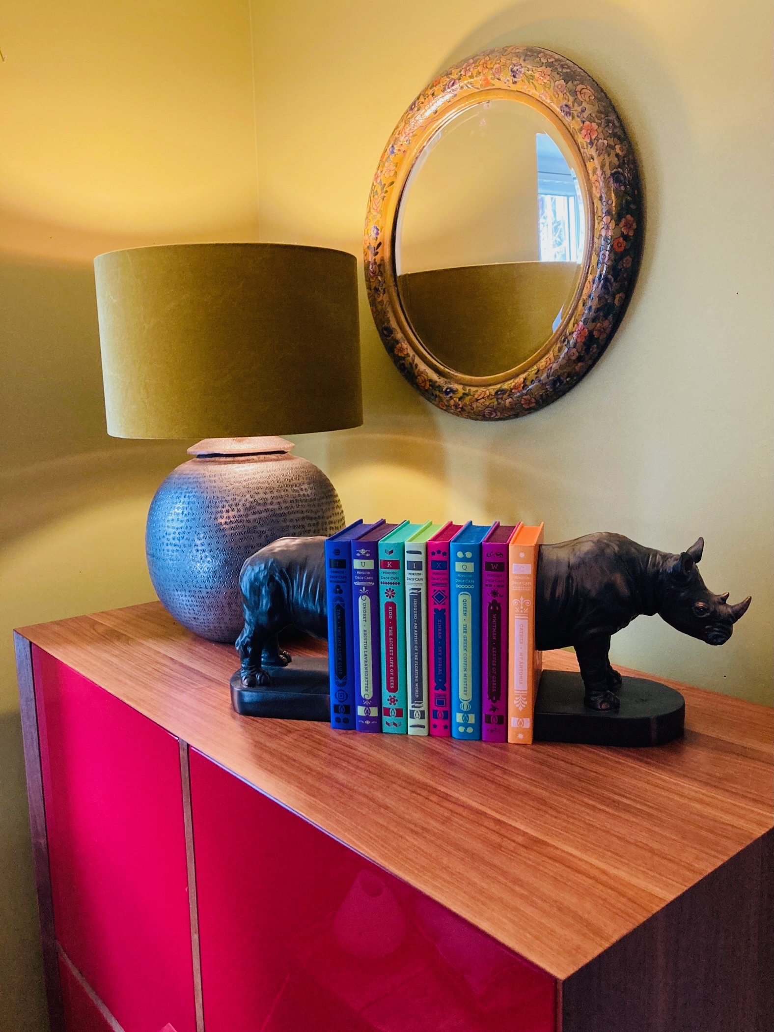  Thoughtfully selected colours for your walls 